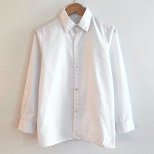 WHITE BUTTON UP SHIRT FITS UP TO SIZE M